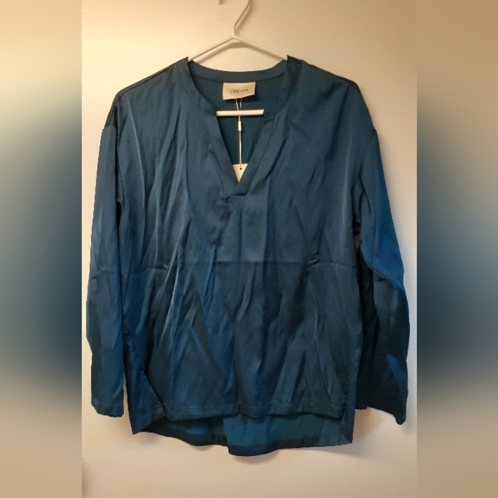 Teal Long Sleeve V-Neck Blouse - Cream brand   - size 34 EU